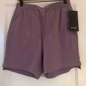 NWT Men’s Lululemon License to Train Shorts. Lined. 7”. Purple Passion. Medium.